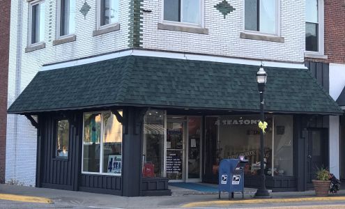 Mama Bear's 4 Seasons Crafts & More