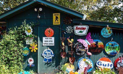 Fisk Barn Antiques and Metal Farm