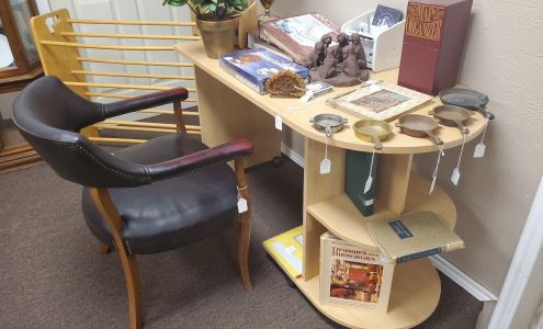 Easy Pickin's Thrift