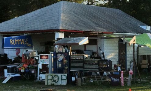 River Sioux Rummage Shop 4303 Austin Ave, Little Sioux Iowa 51545