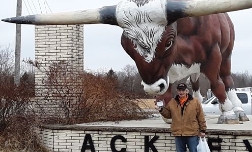 Family Traditions Meat Co Ackley