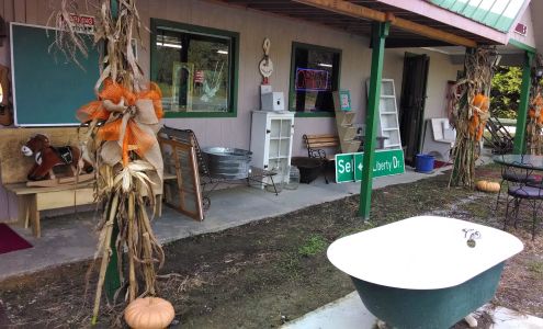 The Old Curiosity Shop Crandall