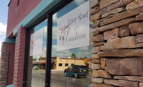 Dirt Road Art & Collective