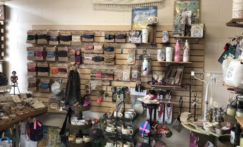 The Nifty Nest Heflin