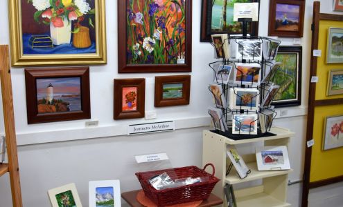 Artistic Roots 73 Main St, Plymouth New Hampshire 03264