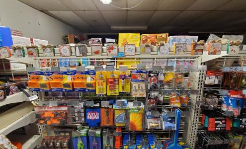 Deckside Acres Market and More