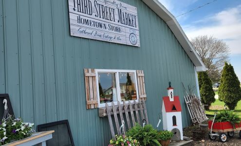 Third Street Market 755 West 3rd Street Garner Iowa Garner