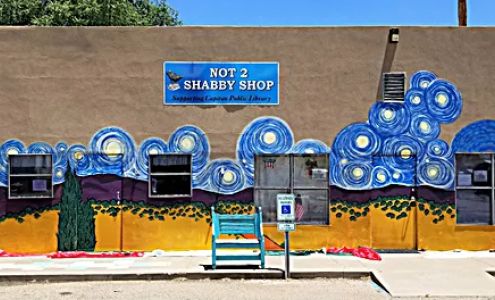 Not 2 Shabby Shop Capitan