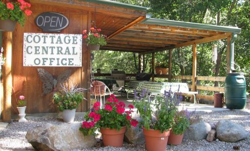 Cottage Central Cabins
