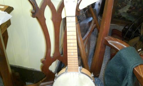 Country Gentleman Antiques