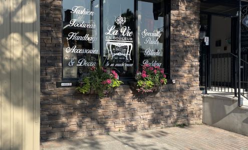 La Vie En Couleur & Decor Sturgeon Falls