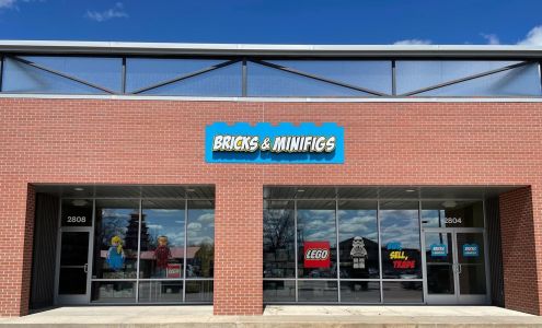 Bricks & Minifigs Sioux Falls
