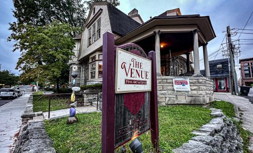 Venue Fine Art & Gifts