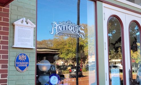 Old Pilar Street Antiques