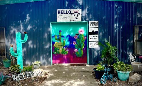 Diamonds and Diesels Lampasas