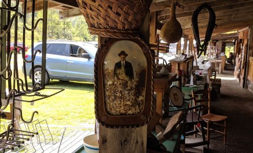 105 Flea Market Vilas