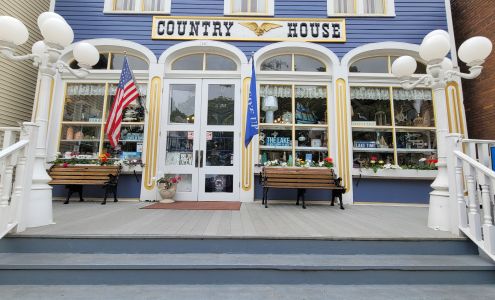 Country House Put-in-Bay