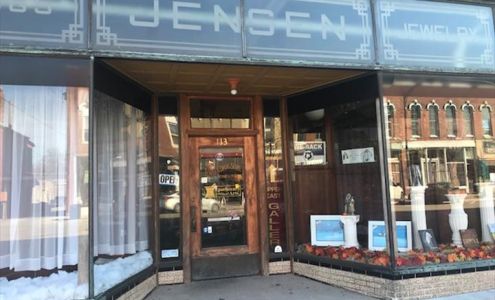 Jensen Drugstore Museum, Apothecary and Art Gallery Momence