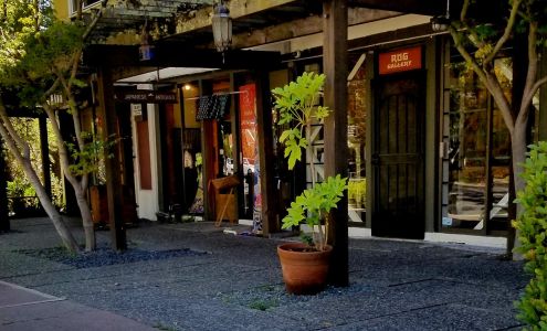 Hana Design & Antiques