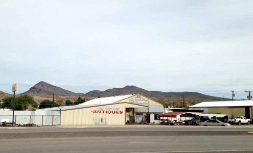 Reed's Antiques Williamsburg