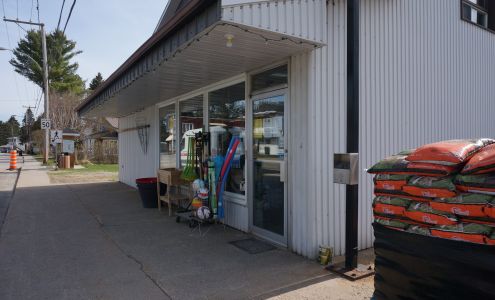 Centre de Rénovation Sainte-Véronique (Quincaillerie Sainte-Véronique) Rivière-rouge