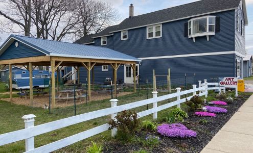 Art By Mary Case Gallery & Studio