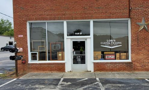 Lori Custom Framing & Gifts