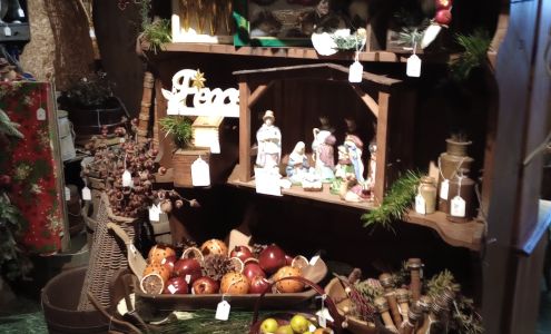 Brenda's Country Decor