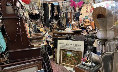 New Milford Antiques