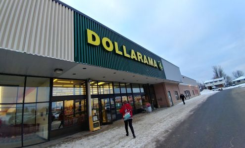 Dollarama Thunder Bay