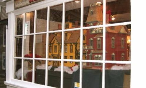 KELLOGG'S DOLLS' HOUSES Cold Spring Harbor
