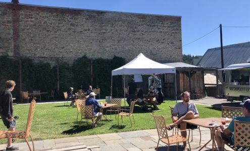 The Roslyn Yard Roslyn