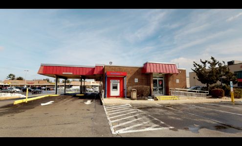 Bank of America (with Drive-thru services)