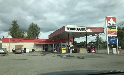 Petro-Canada Fort Fraser