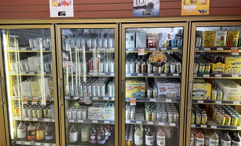 Days Inn Liquor Store Terrace