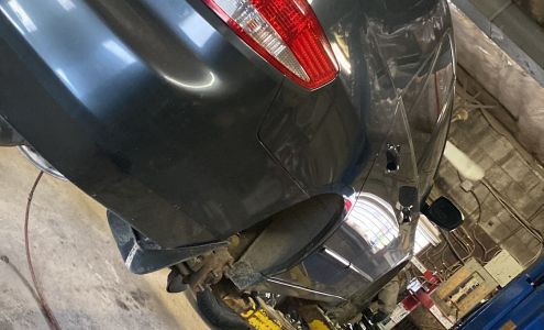 Willits Tire Service Lucknow