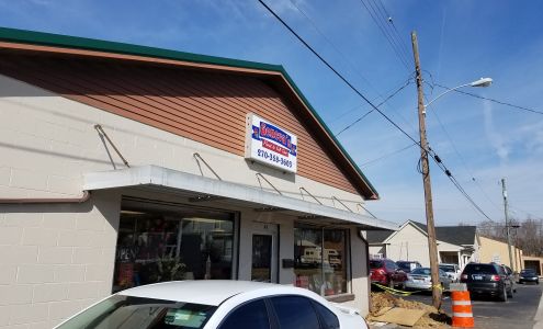 Flowers Flowers/Geneva's Florist & Gift Shop 106 N Greensburg St, Hodgenville Kentucky 42748