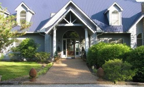 The Garden Inn Bed and Breakfast at Bee Rock Monterey