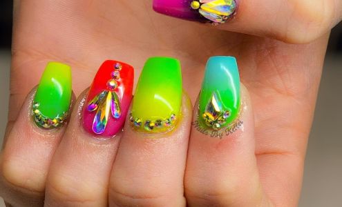 Southern Hairitage Salon 107 E Court Square, Livingston Tennessee 38570