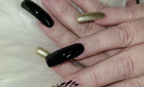 M&M Nails & Spa 119 Valley Dr, Jonesville North Carolina 28642