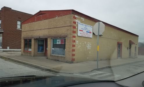 George's Barber Shop 200 N Locust St, Wright City Missouri 63390