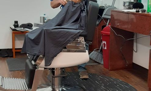 Steve's Barber Shop 715 S Business Hwy 13, Lexington Missouri 64067