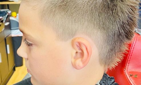 King's Salon for Men 3624 N Saginaw Rd, Midland Michigan 48640