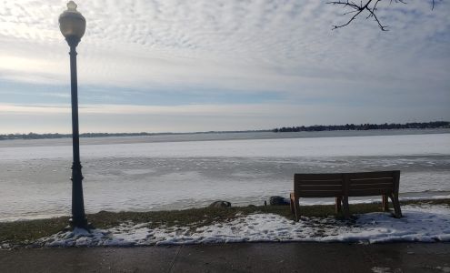 Moonwalk Massage 1907 N Mitchell St Suite G, Cadillac Michigan 49601