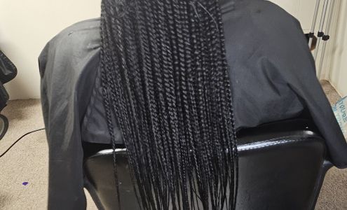 Fixherup Hair Studio/ Color Bar