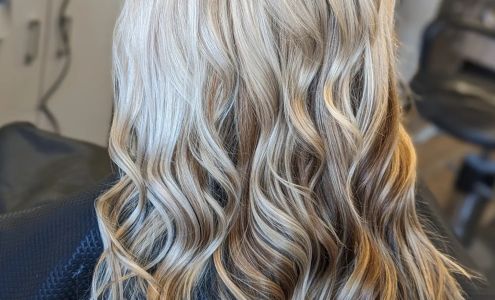 Hollywood Hair Salon 212 N Main St, Northwood North Dakota 58267