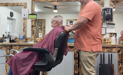 Dave's Barber Shop 33 Broadway St, Dry Ridge Kentucky 41035