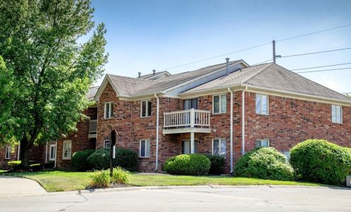 Northlake Village Apartments