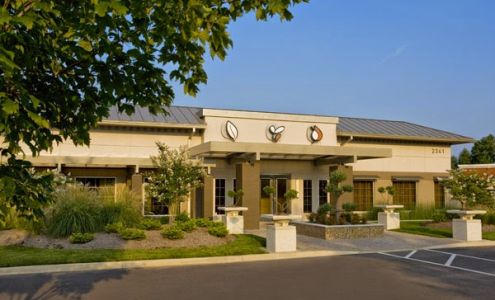 CaloAesthetics® Plastic Surgery Center