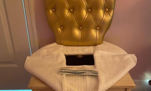 LoveLee Dvyne Holistics